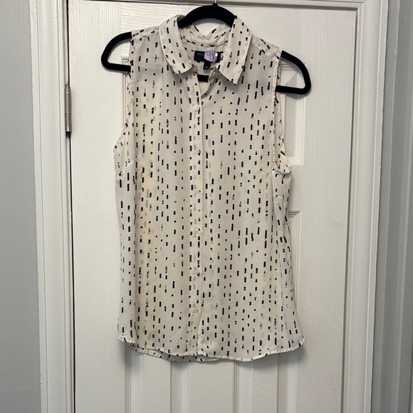 Banana Republic Tops - Banana Republic Women's Sleeveless Blouse White Black Dot Pattern Size L Large